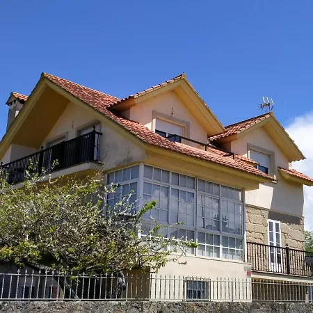 Piso Alto En Casa Playa Samil *